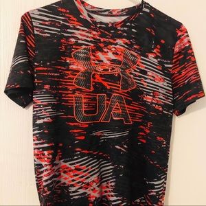 Boy’s Under Armour Dri-Fit t-shirt, loose fit.